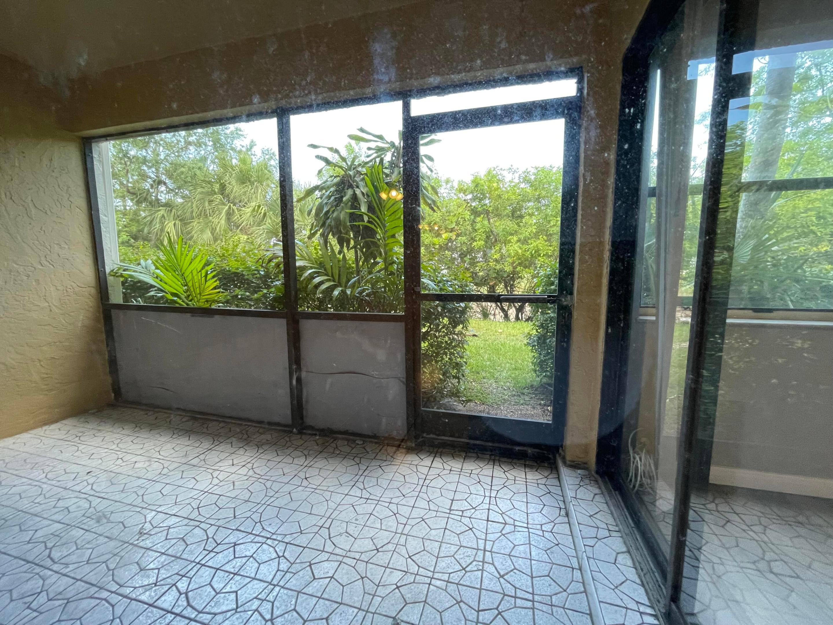 CORAL PLAZA CONDO - Residential