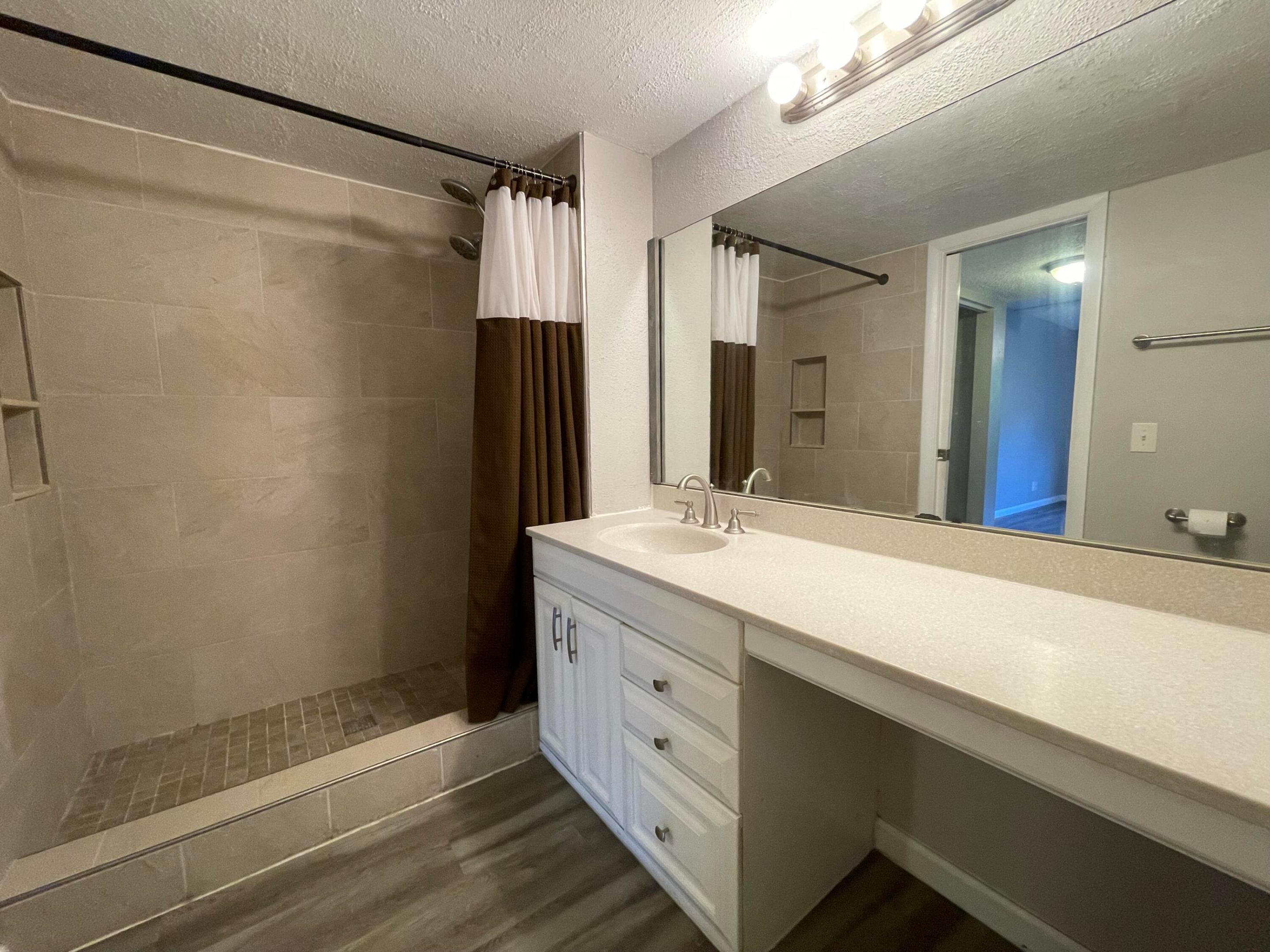 CORAL PLAZA CONDO - Residential