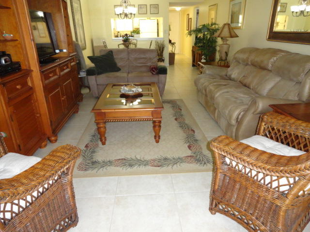 POINCIANA LAKES CONDO - Residential