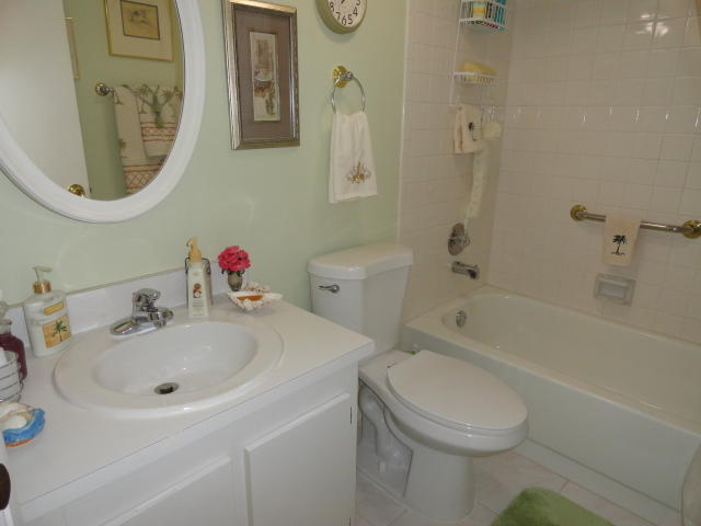 POINCIANA LAKES CONDO - Residential