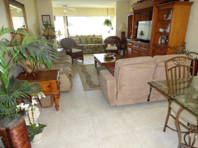 POINCIANA LAKES CONDO - Residential