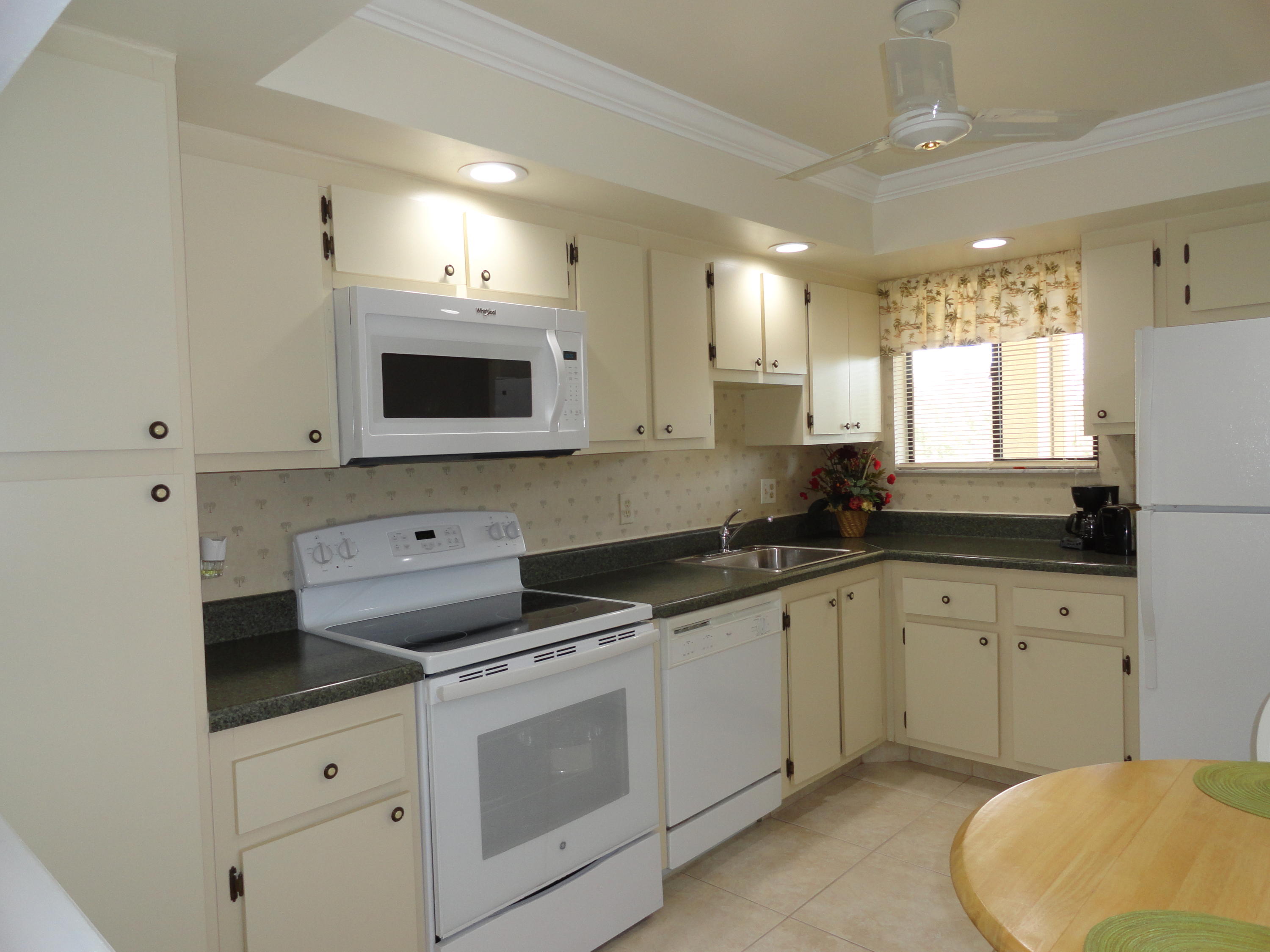 POINCIANA LAKES CONDO - Residential