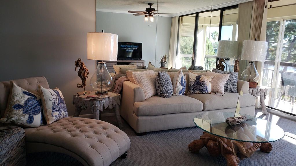 Photo of 2101 Marina Isle Way #406, Jupiter, FL 33477 (MLS # R10869297)