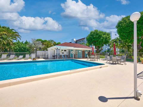 Tiny photo for 3597 Birdie Drive #202c, Lake Worth, FL 33467 (MLS # R11156392)