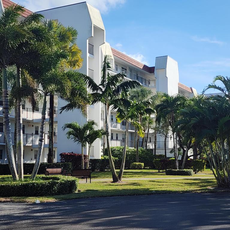 POINCIANA PLACE CONDO A,B AND C - Residential