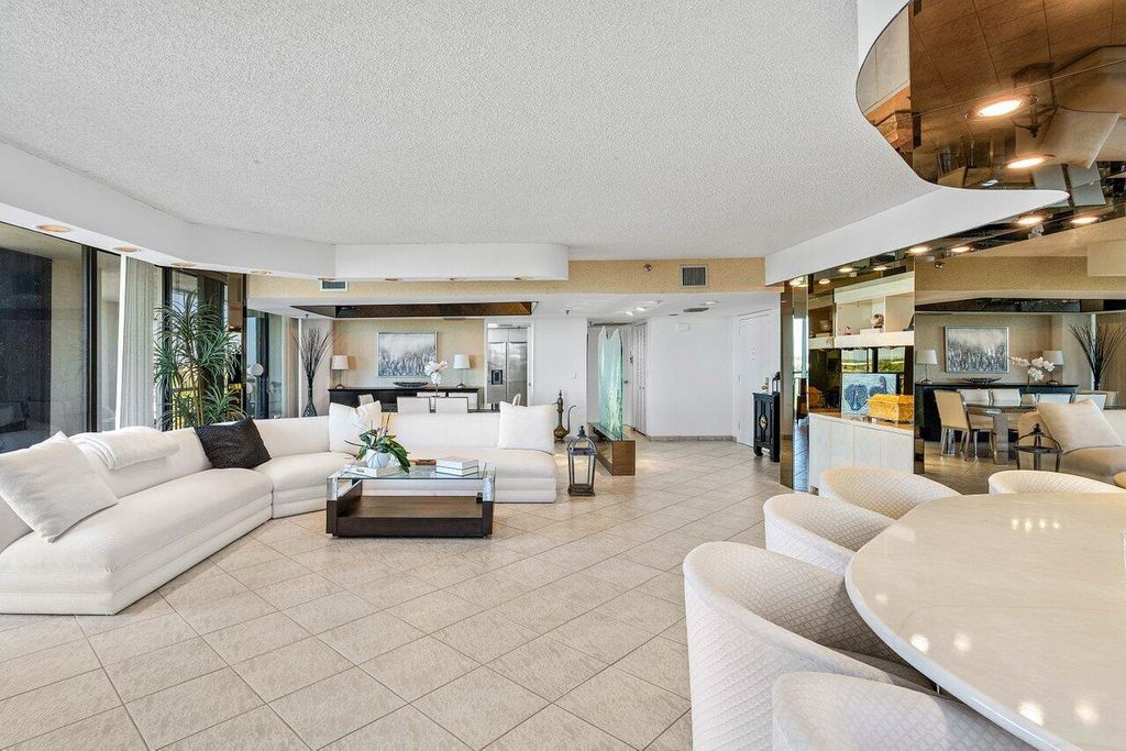 Photo of 2427 Presidential Way #701, West Palm Beach, FL 33401 (MLS # R11162951)