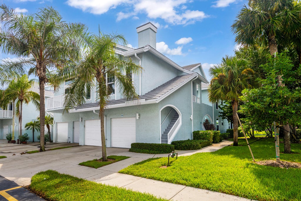 Photo of 909 Mainsail Circle, Jupiter, FL 33477 (MLS # B26078814)