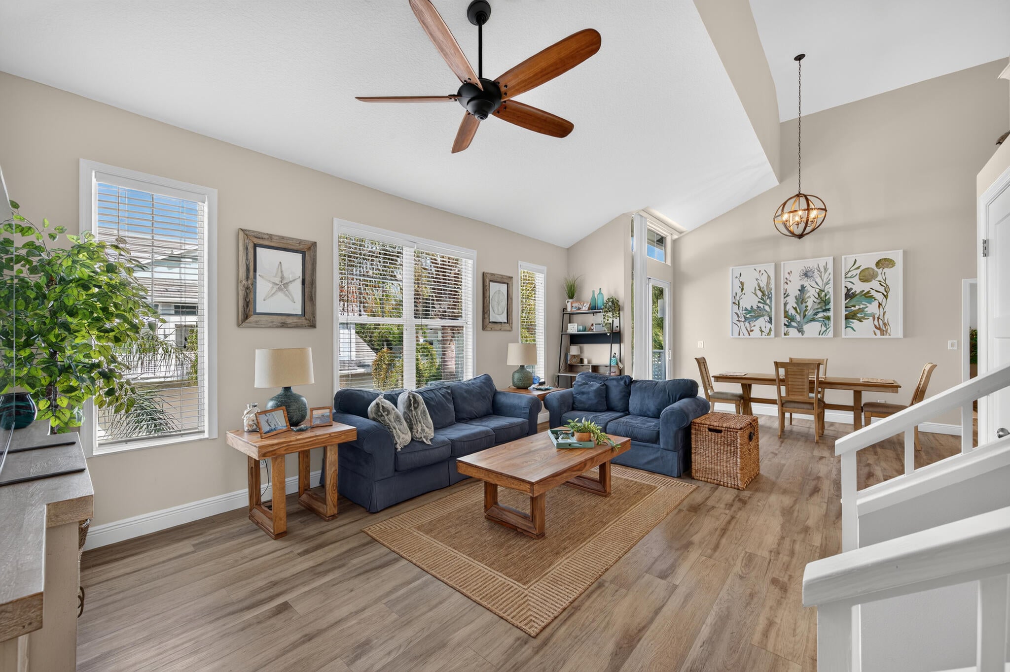 909 Mainsail Circle