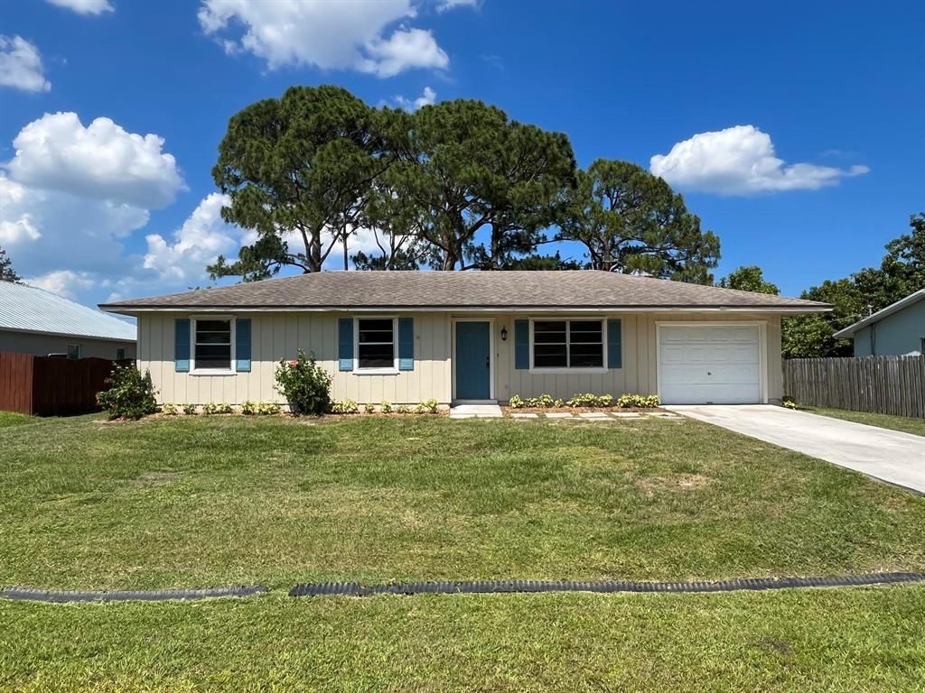 Photo of 1159 SE Preston Lane, Port St Lucie, FL 34983 (MLS # R10890542)