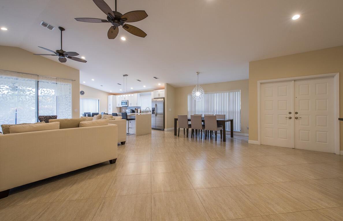 BOCA WOODS COUNTRY CLUB 4 - Residential Lease