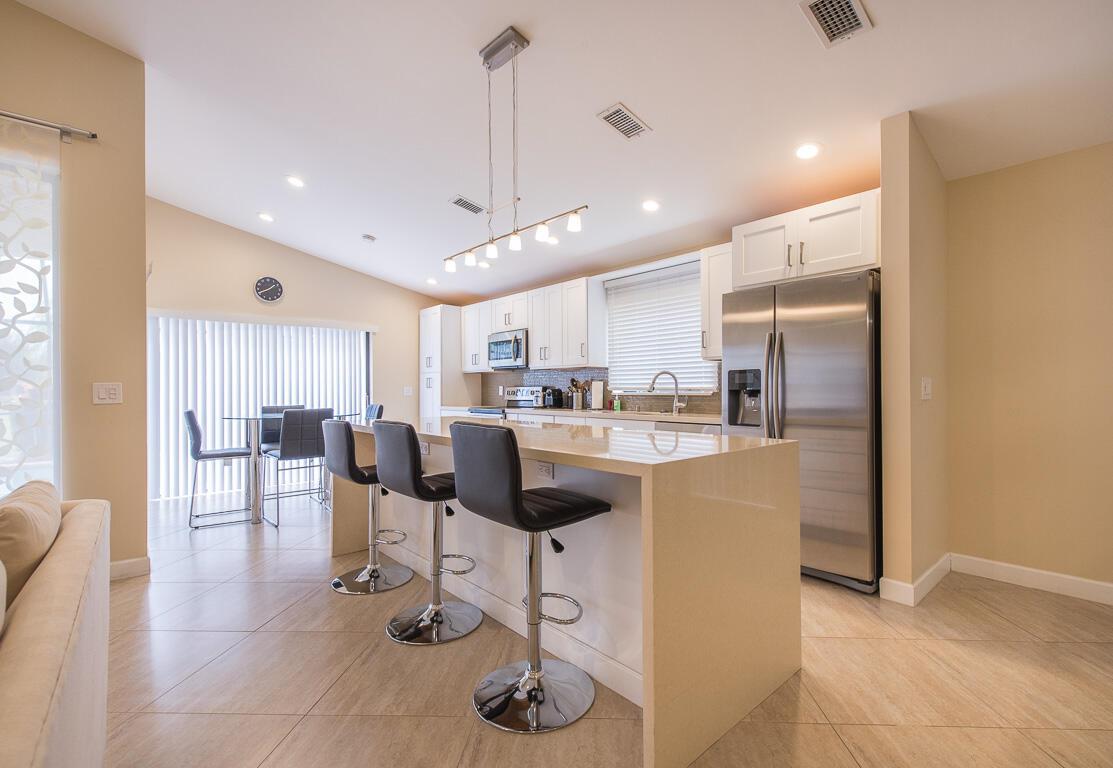 BOCA WOODS COUNTRY CLUB 4 - Residential Lease