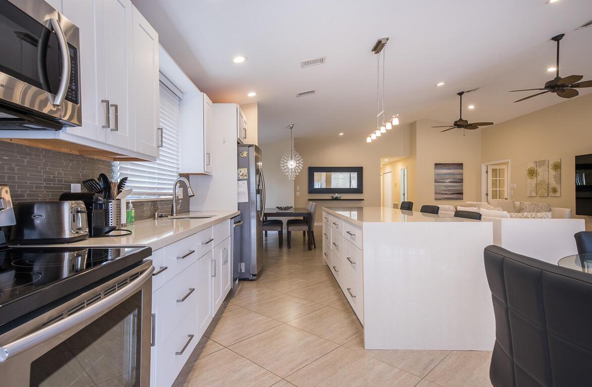 BOCA WOODS COUNTRY CLUB 4 - Residential Lease