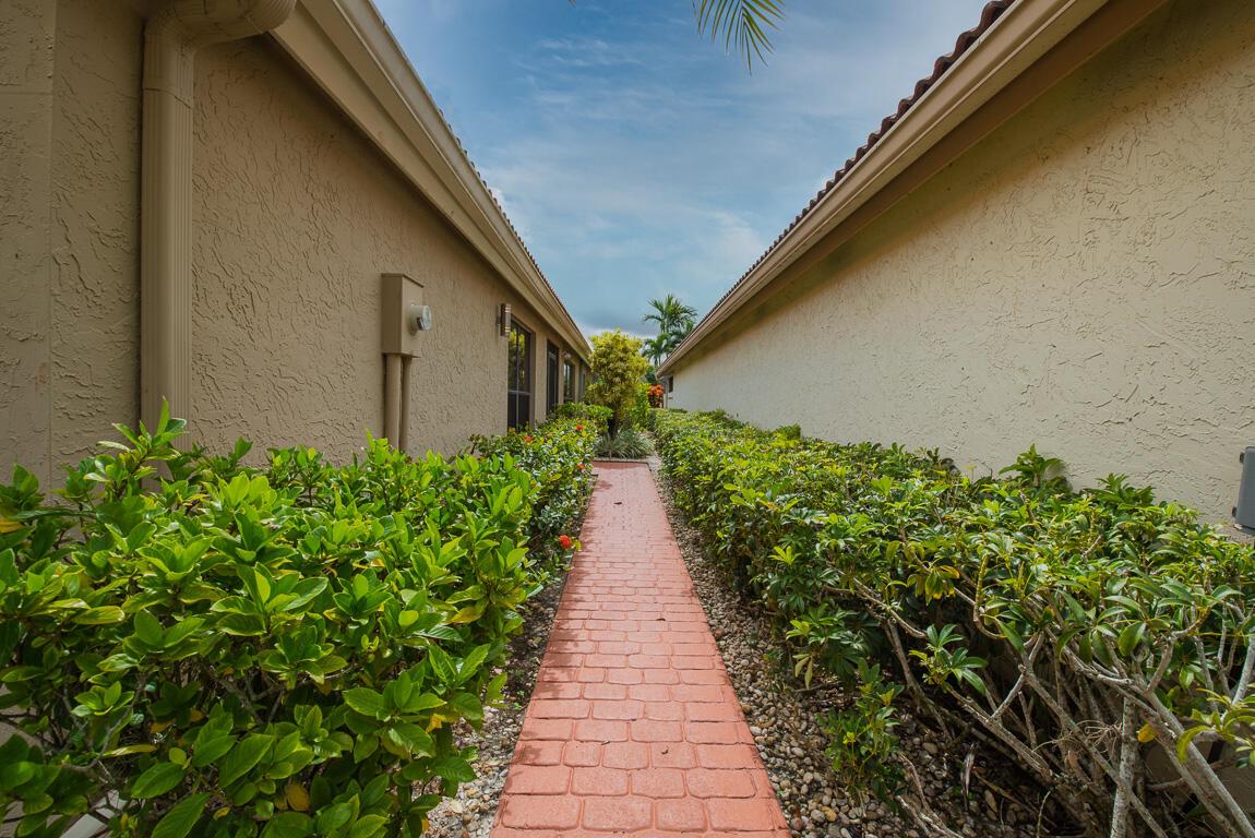 BOCA WOODS COUNTRY CLUB 4 - Residential Lease