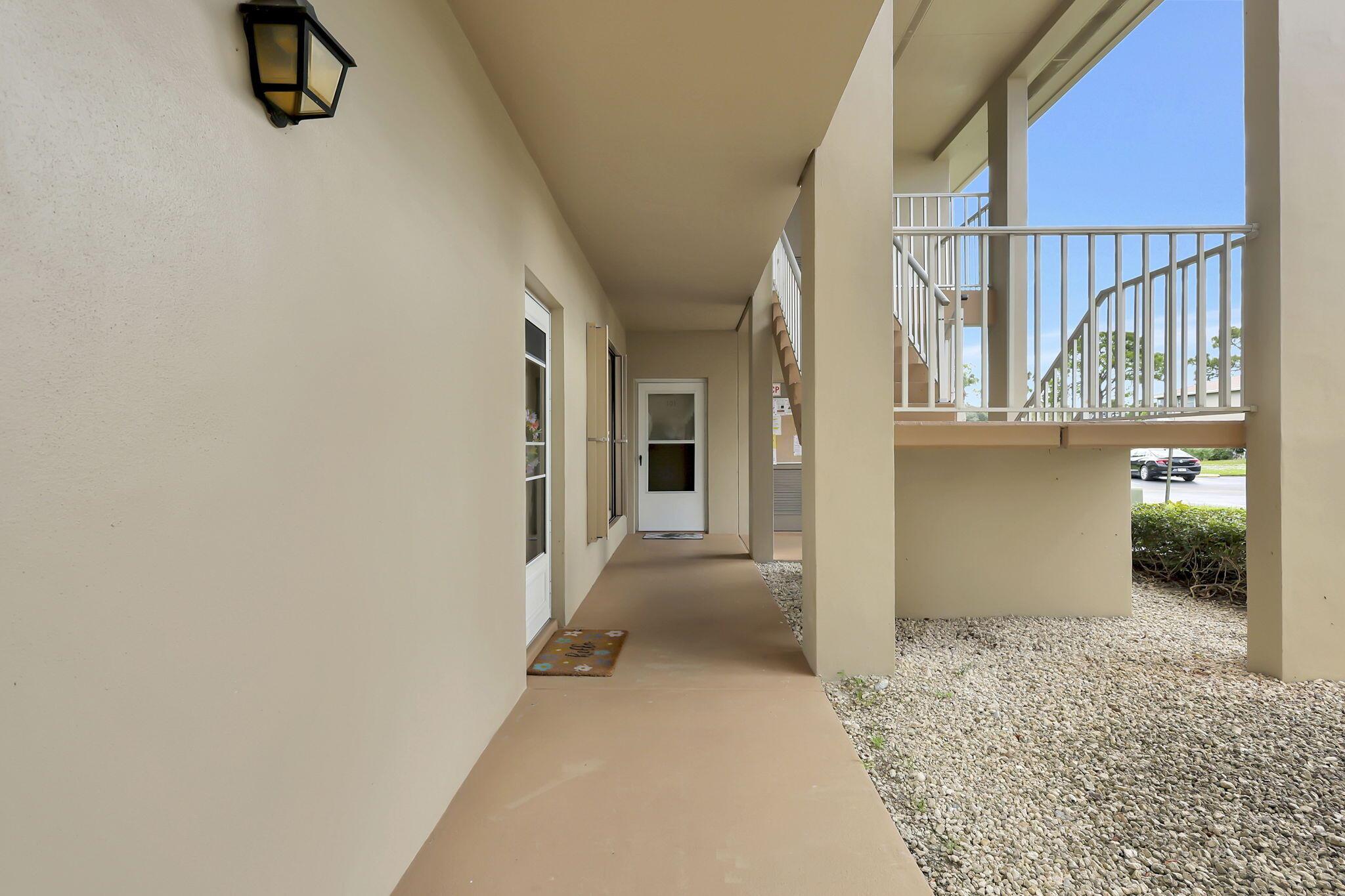 VISTA ST LUCIE BUILDINGS - Residential