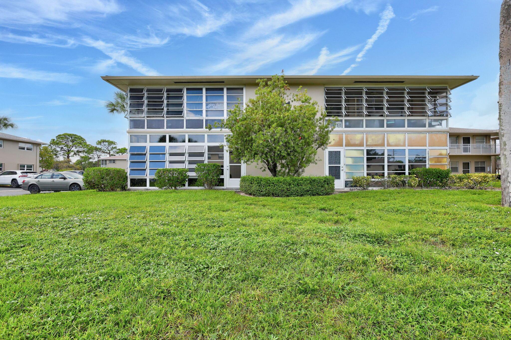 VISTA ST LUCIE BUILDINGS - Residential