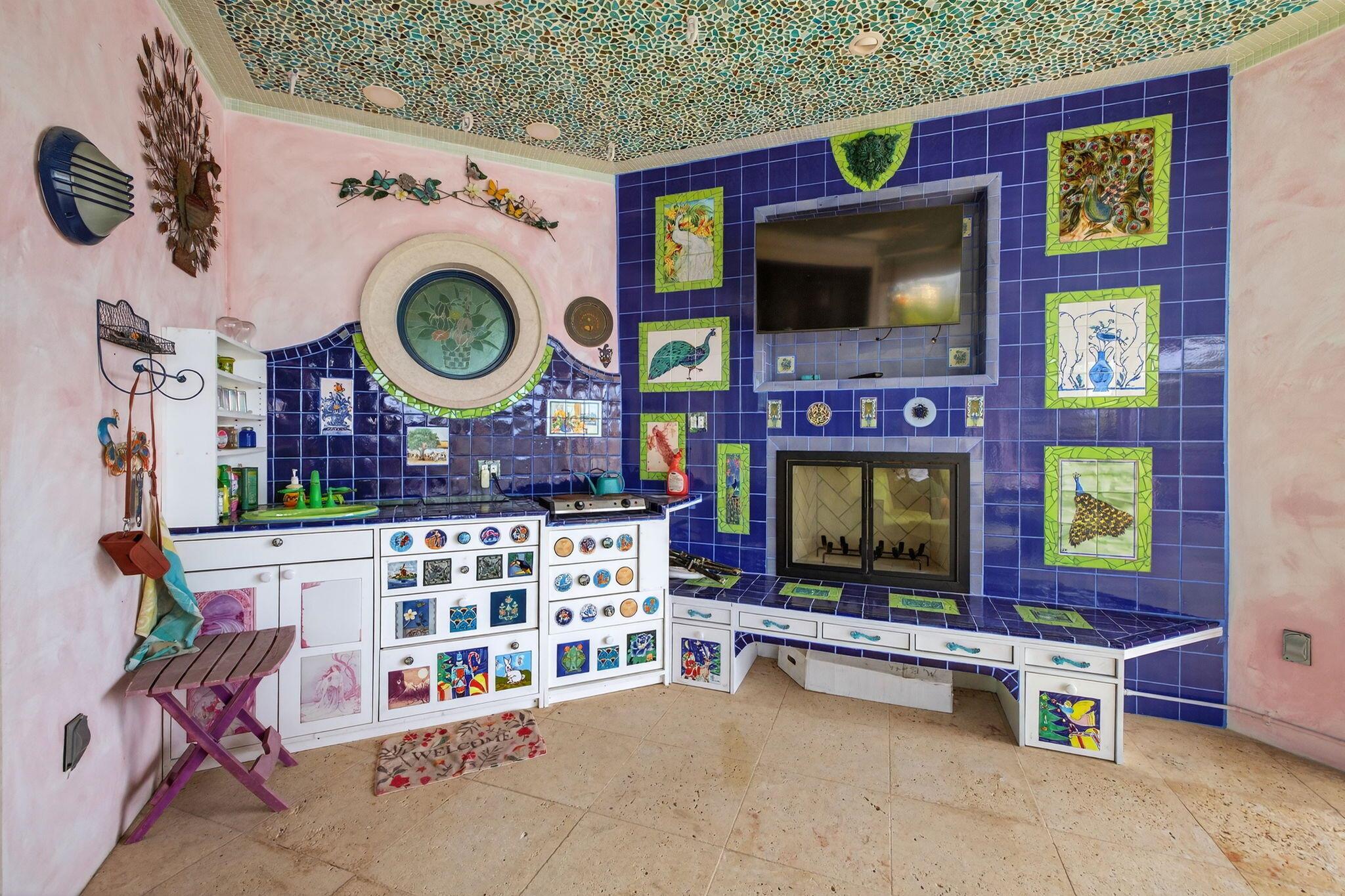 SUN AND SURF CLUB COMMUNI - Residential