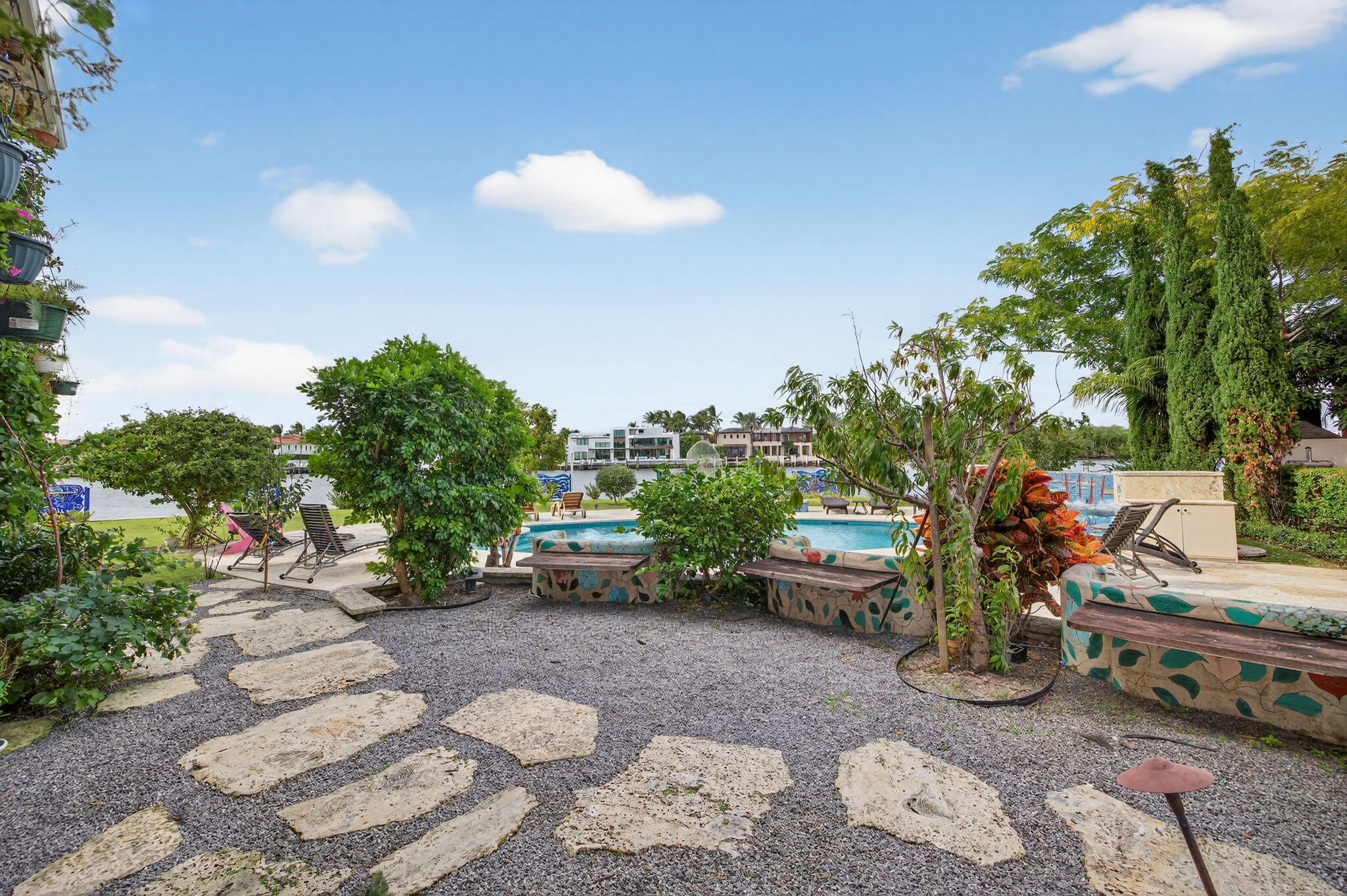 SUN AND SURF CLUB COMMUNITY - Residential