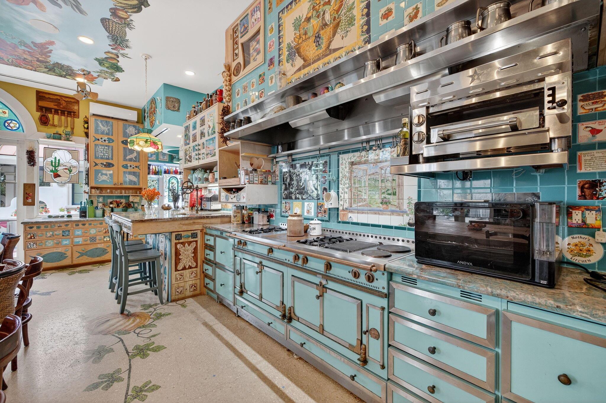 SUN AND SURF CLUB COMMUNI - Residential