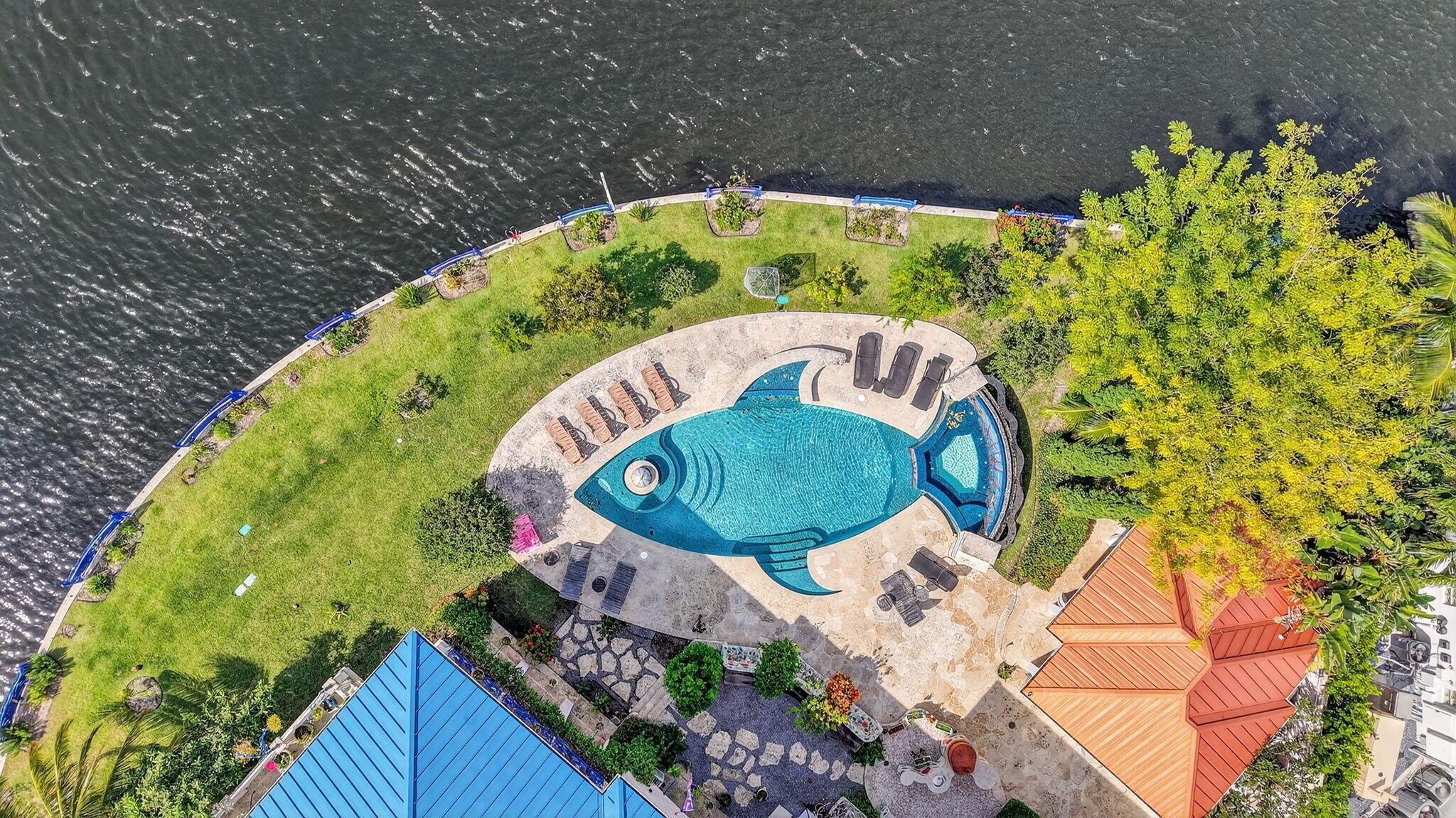 SUN AND SURF CLUB COMMUNI - Residential