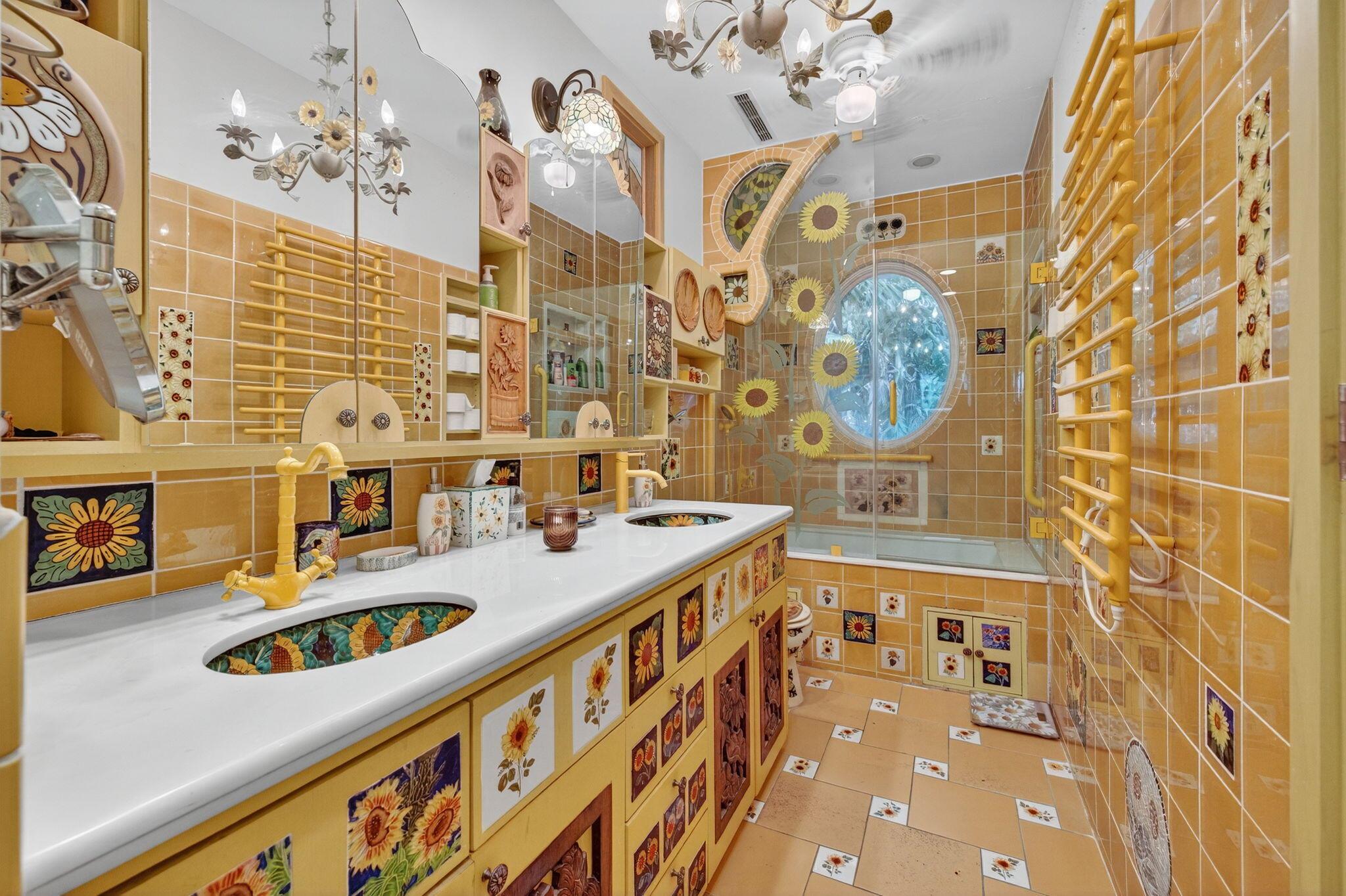 SUN AND SURF CLUB COMMUNI - Residential