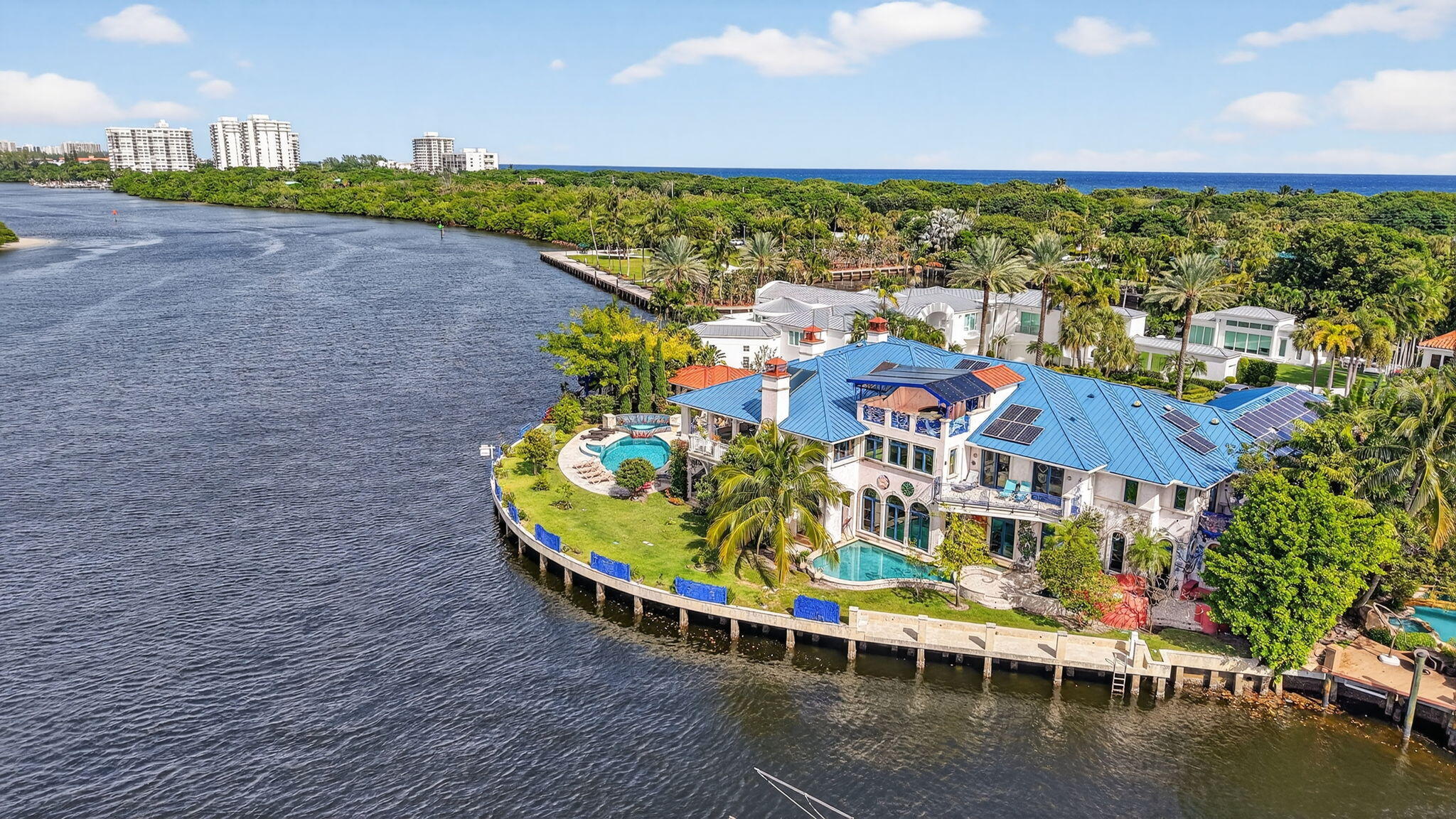 SUN AND SURF CLUB COMMUNITY - Residential