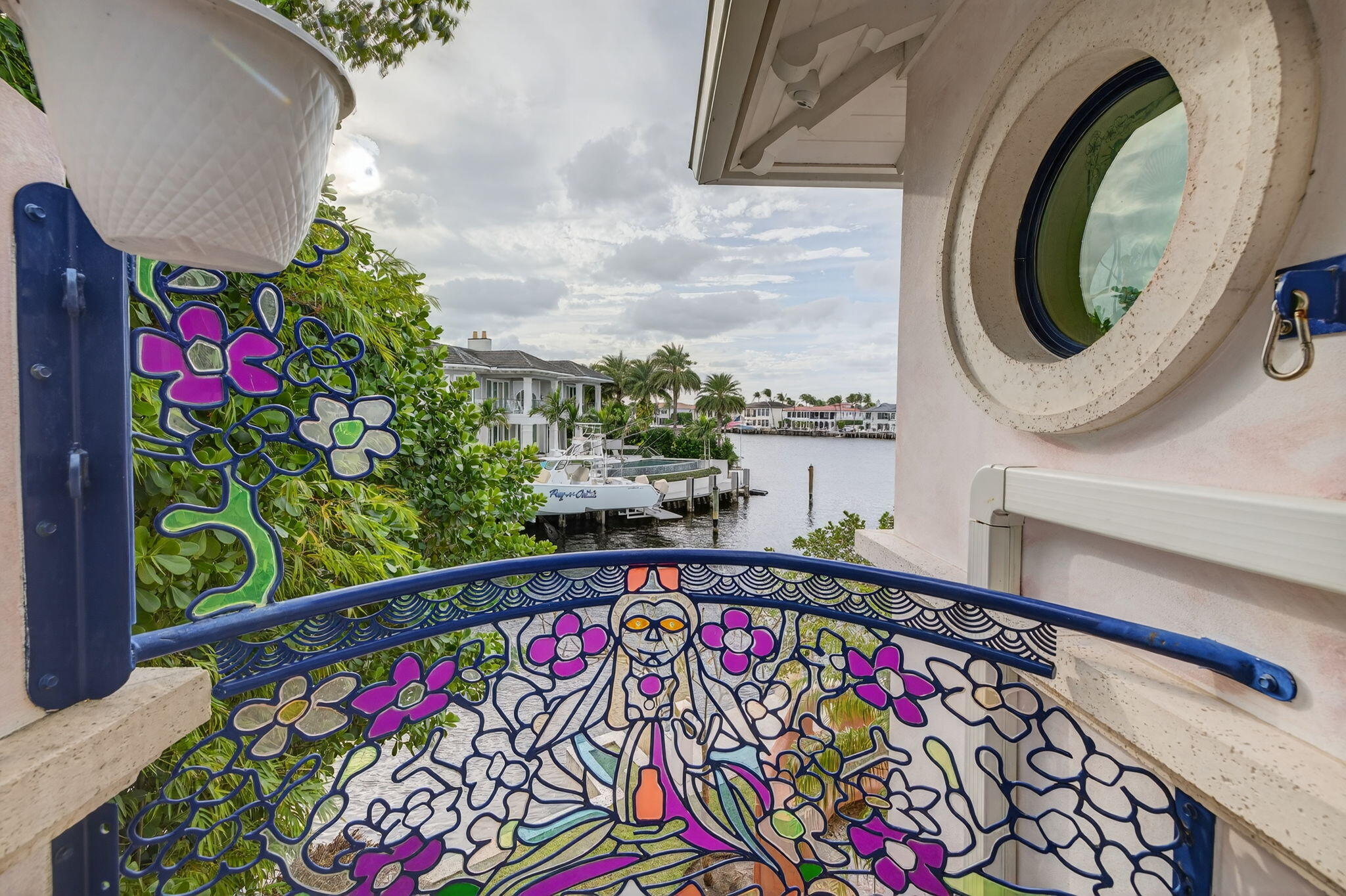 SUN AND SURF CLUB COMMUNITY - Residential