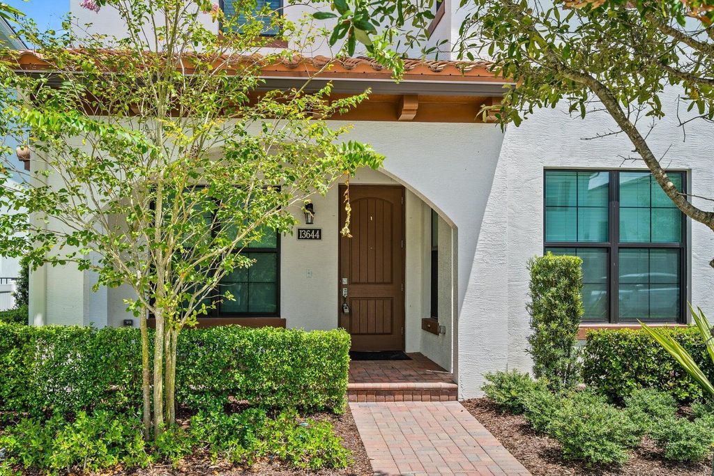 Photo of 13644 Dumont Road, Palm Beach Gardens, FL 33418 (MLS # R11090762)