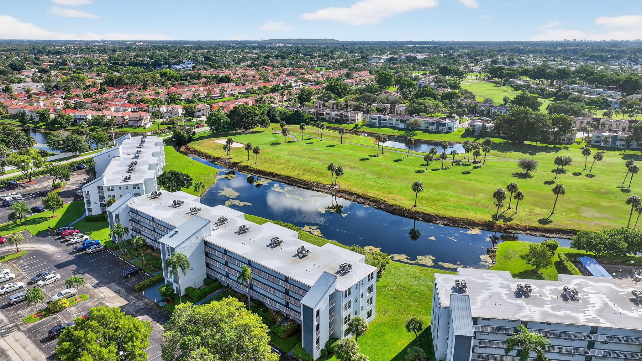 PALM SPRINGS 2 - Residential