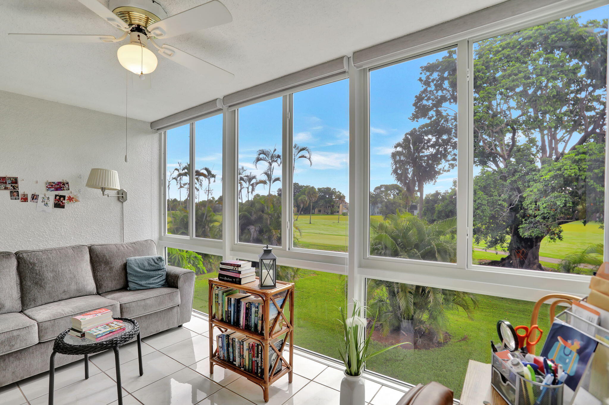 PALM SPRINGS 2 - Residential