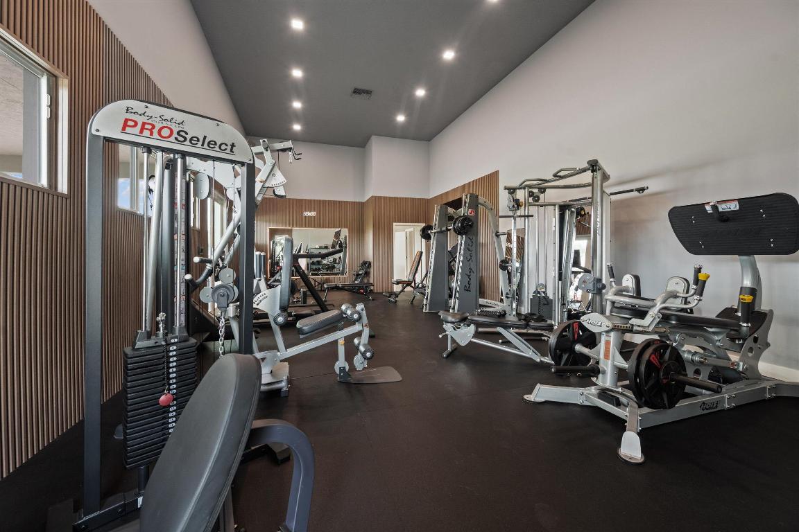 WELLINGTON AERO CLUB OF THE LANDINGS AT WELLINGTON - Residential