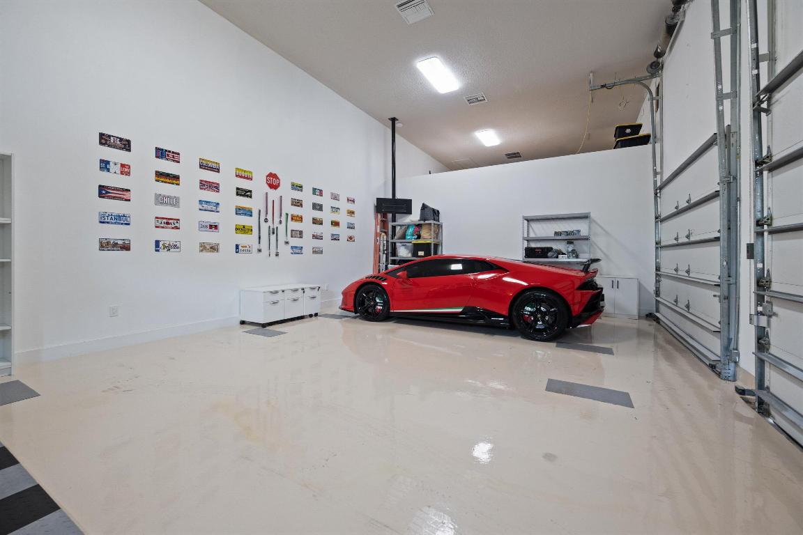 WELLINGTON AERO CLUB OF THE LANDINGS AT WELLINGTON - Residential