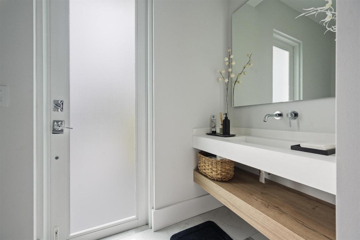 WELLINGTON AERO CLUB OF THE LANDINGS AT WELLINGTON - Residential