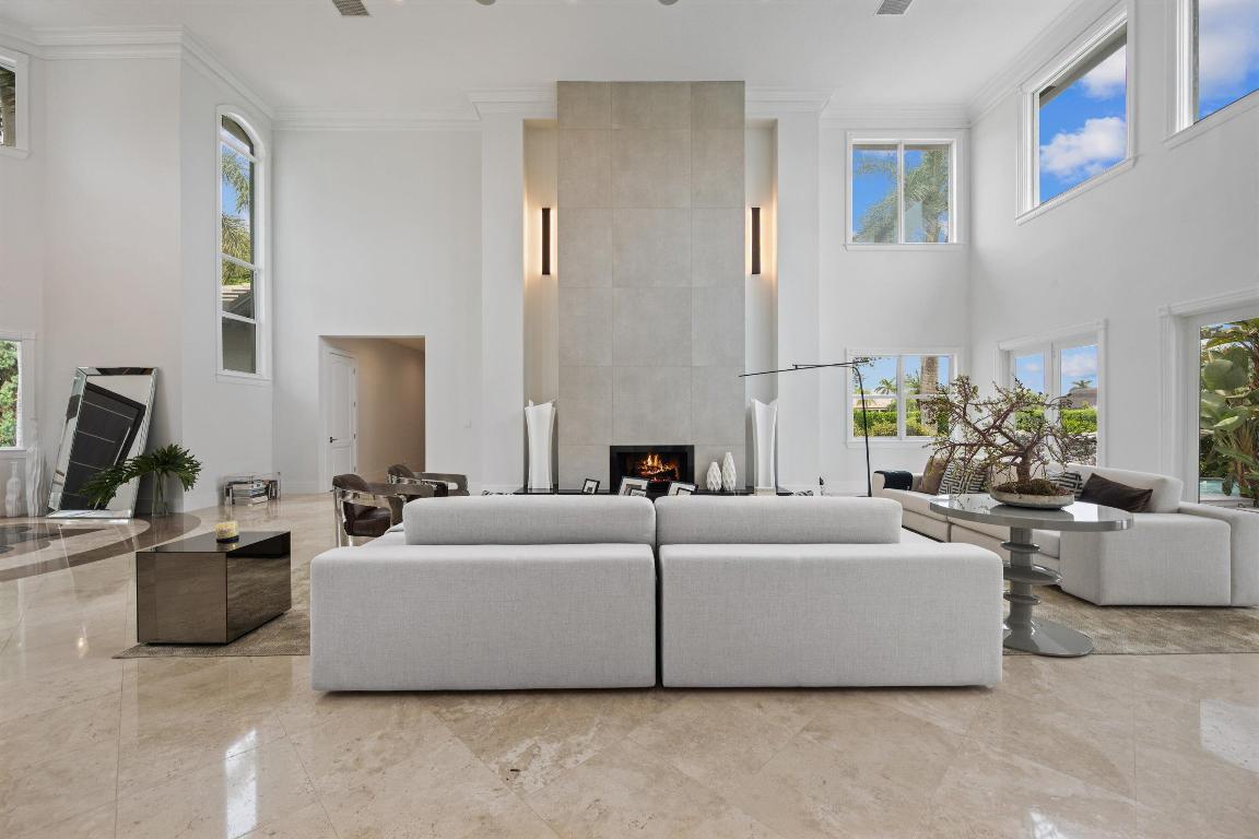 WELLINGTON AERO CLUB OF THE LANDINGS AT WELLINGTON - Residential