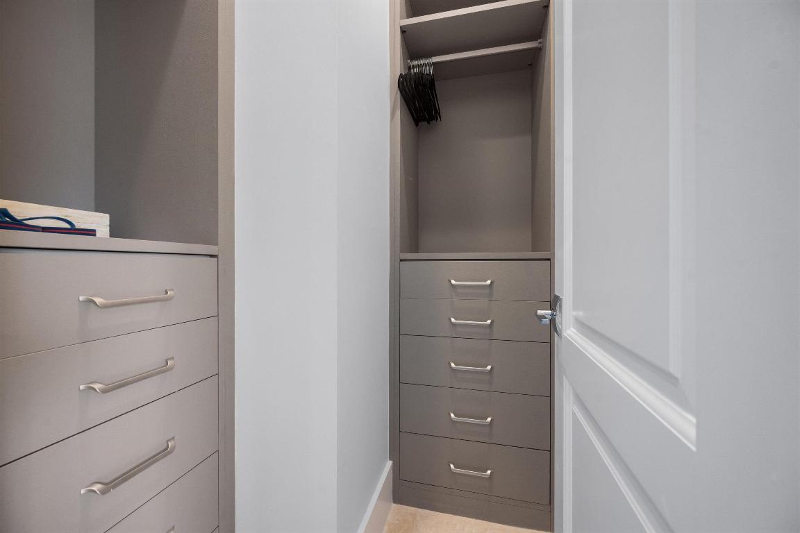 WELLINGTON AERO CLUB OF THE LANDINGS AT WELLINGTON - Residential