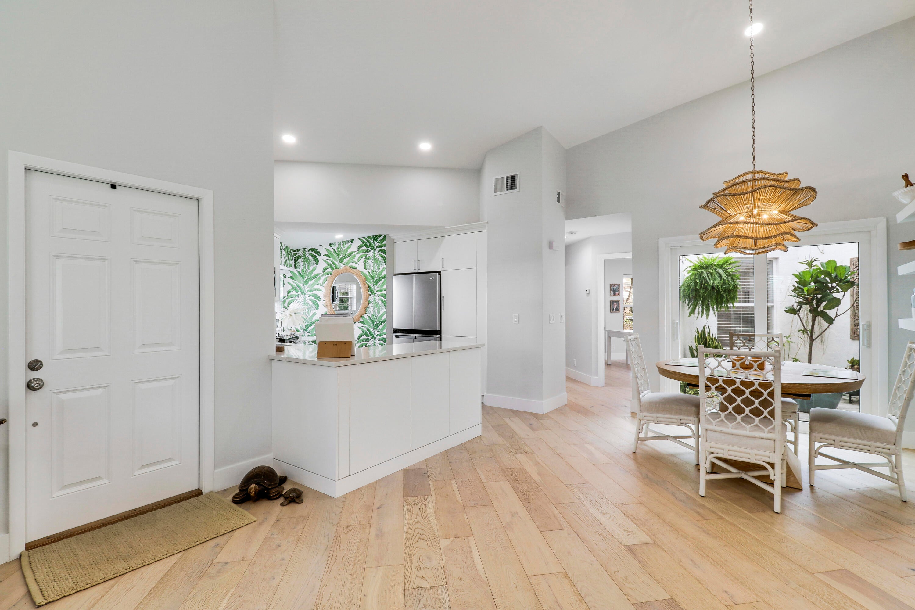 2426 SW FOXPOINT Trail