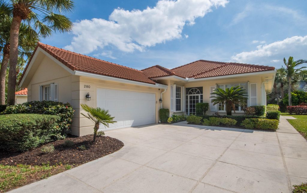 Photo of 280 Kelsey Park Circle, Palm Beach Gardens, FL 33410 (MLS # R11165306)