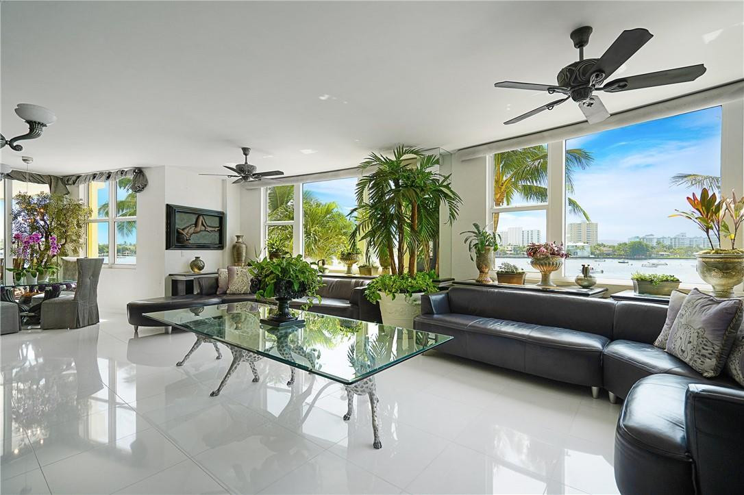 MIZNER GRAND - Residential