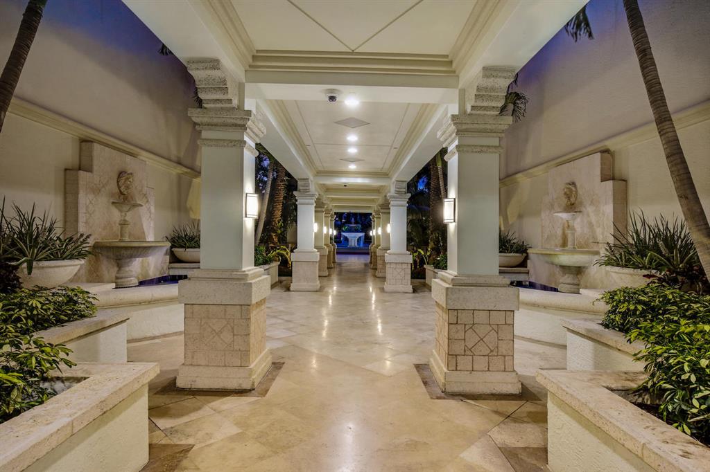 MIZNER GRAND - Residential