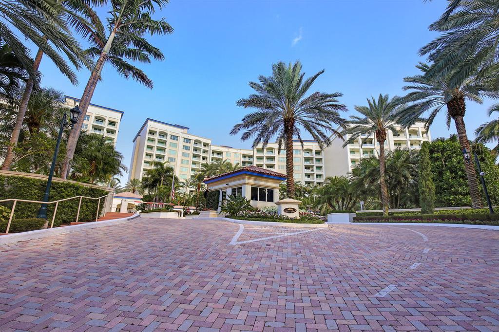 MIZNER GRAND - Residential