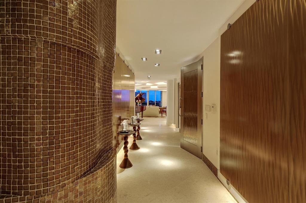 MIZNER GRAND - Residential