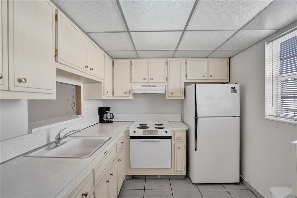 Lauderhill East Eton - Residential
