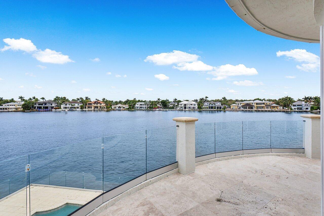 RIO DEL REY SHORES - Residential