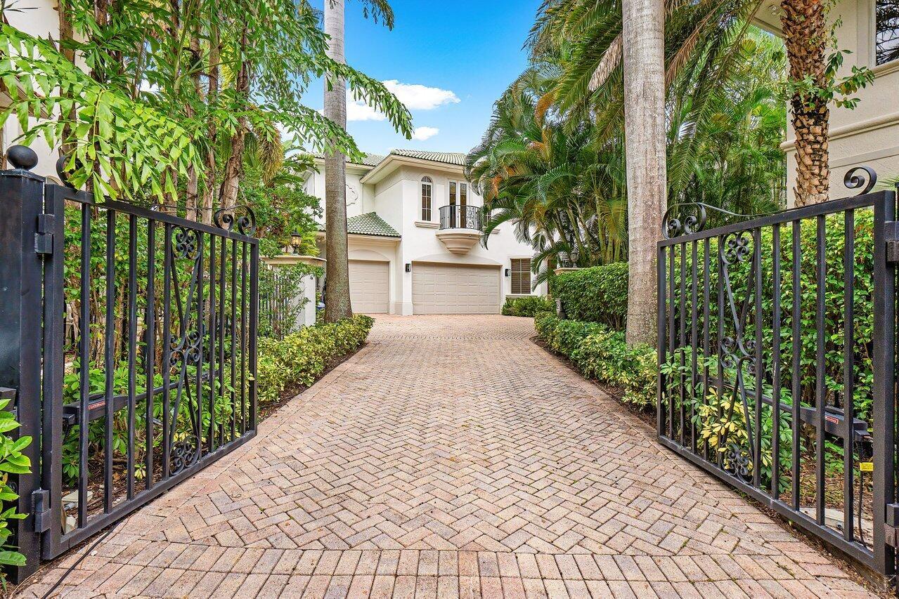 713 SE 10th Street