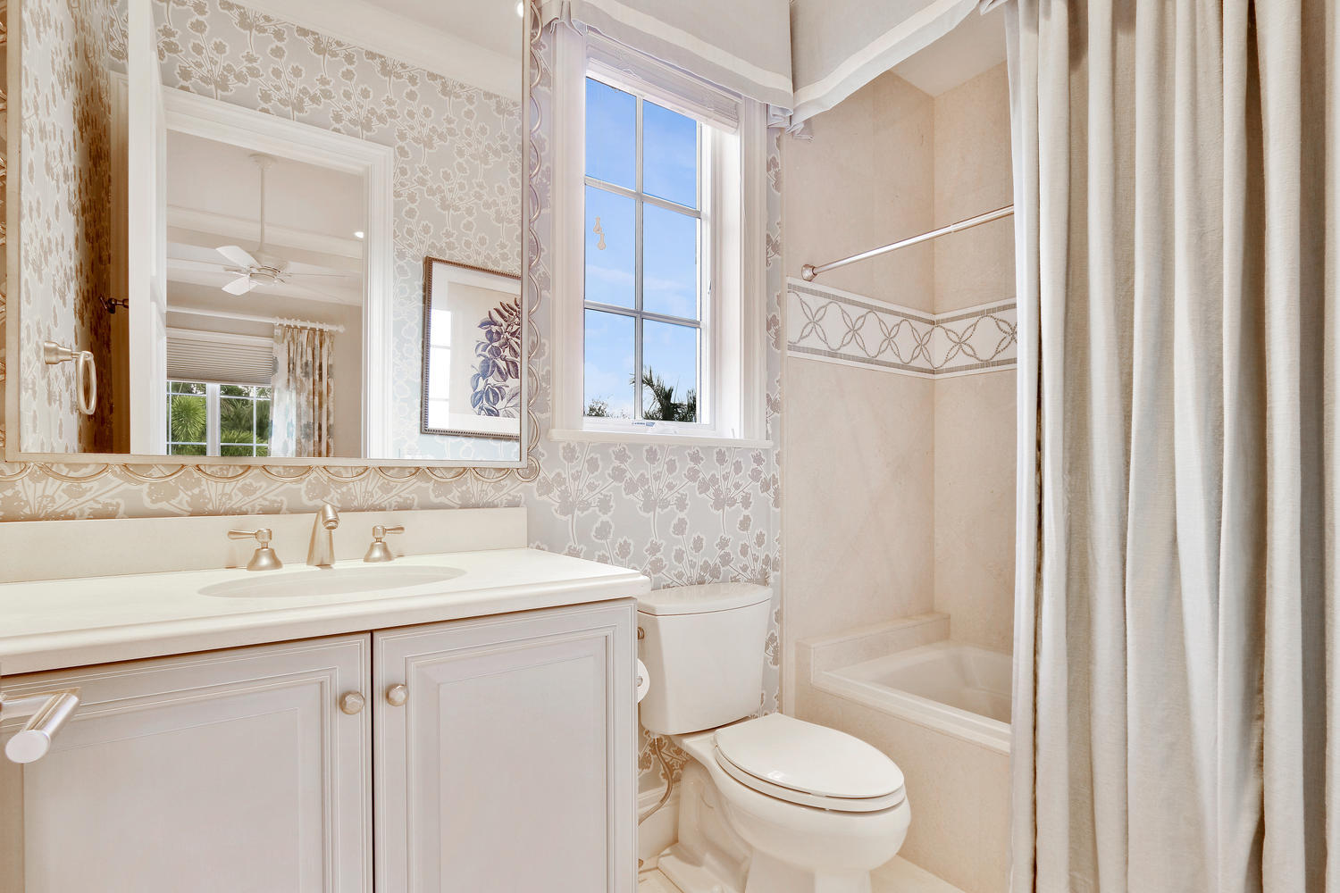 OLD PALM 4 - Residential