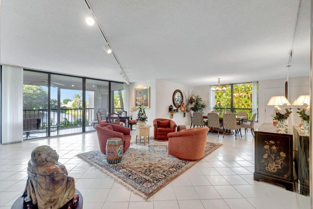Photo of 20080 Boca West Drive #425, Boca Raton, FL 33434 (MLS # R10949424)