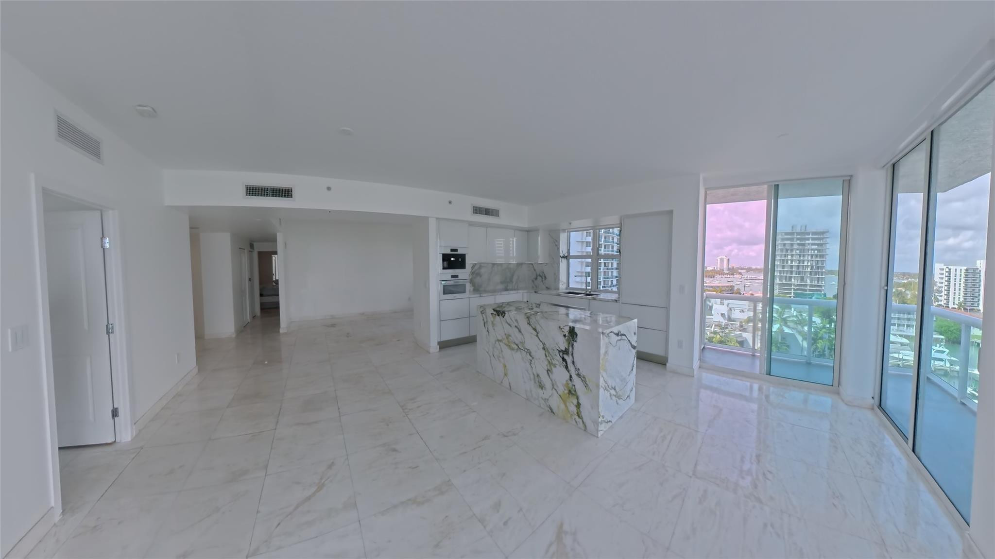 360 CONDO B - Residential