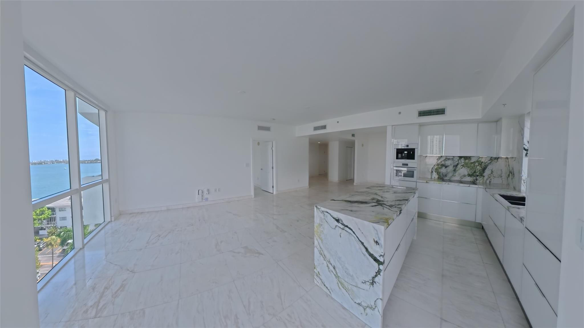 360 CONDO B - Residential