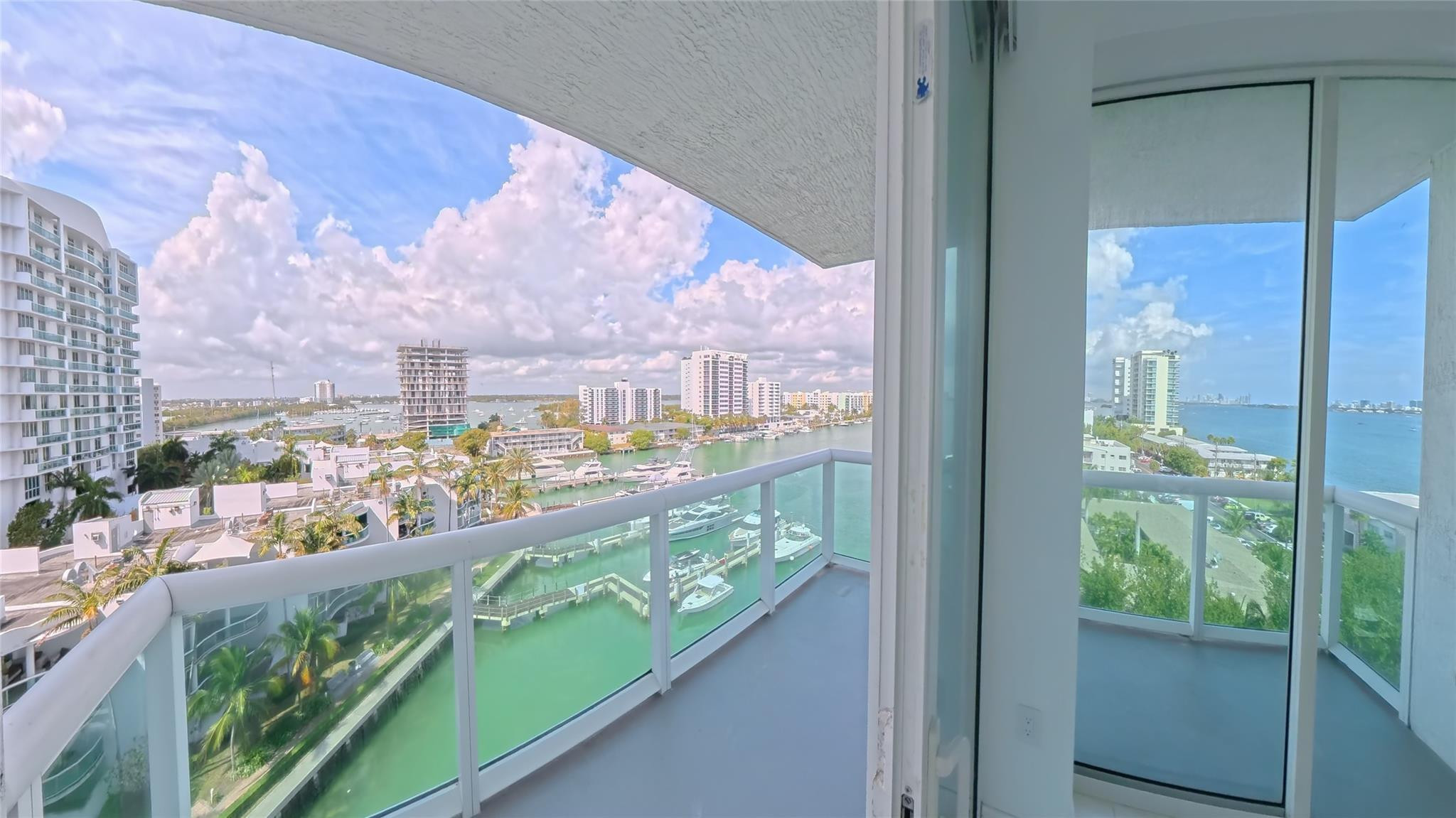 360 CONDO B - Residential