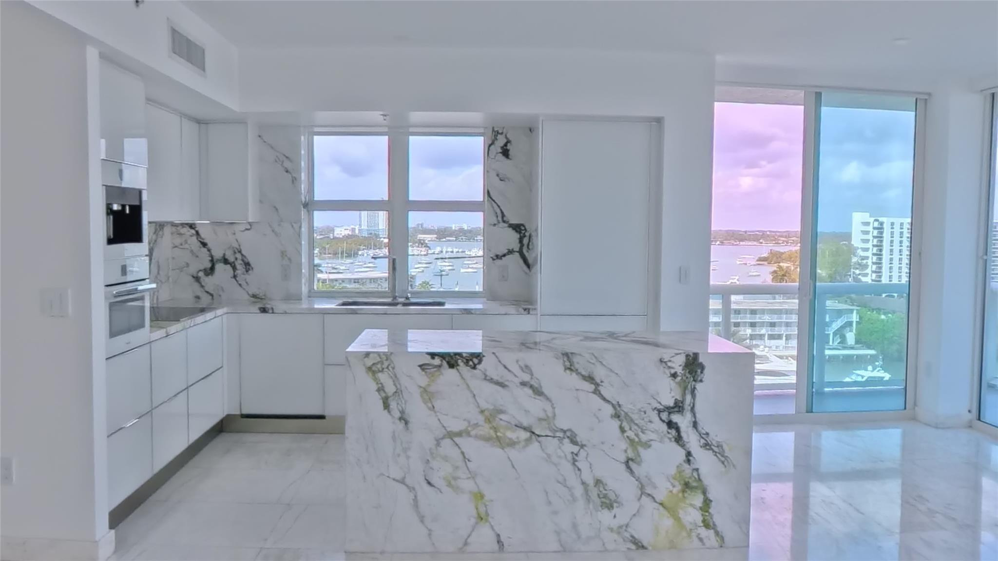 360 CONDO B - Residential