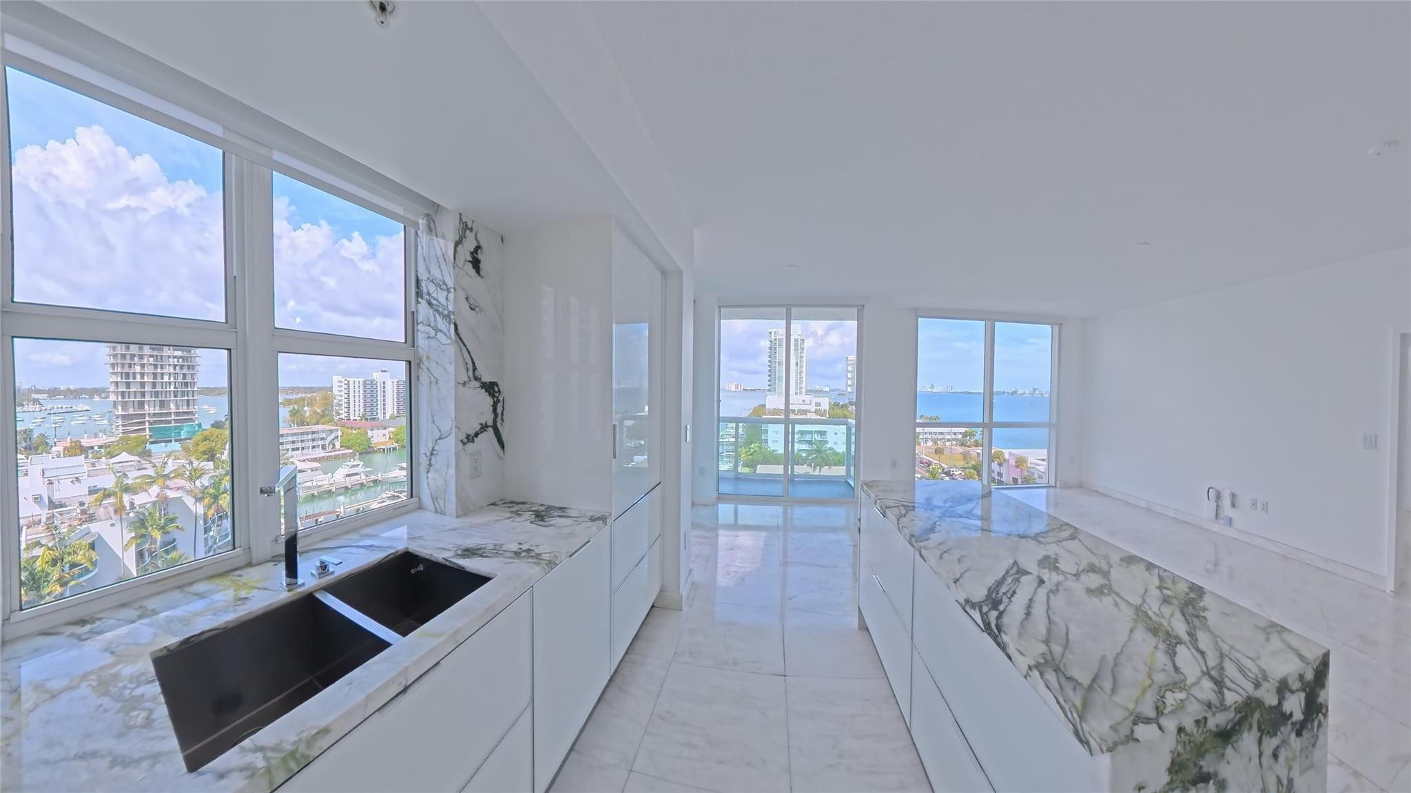 360 CONDO B - Residential